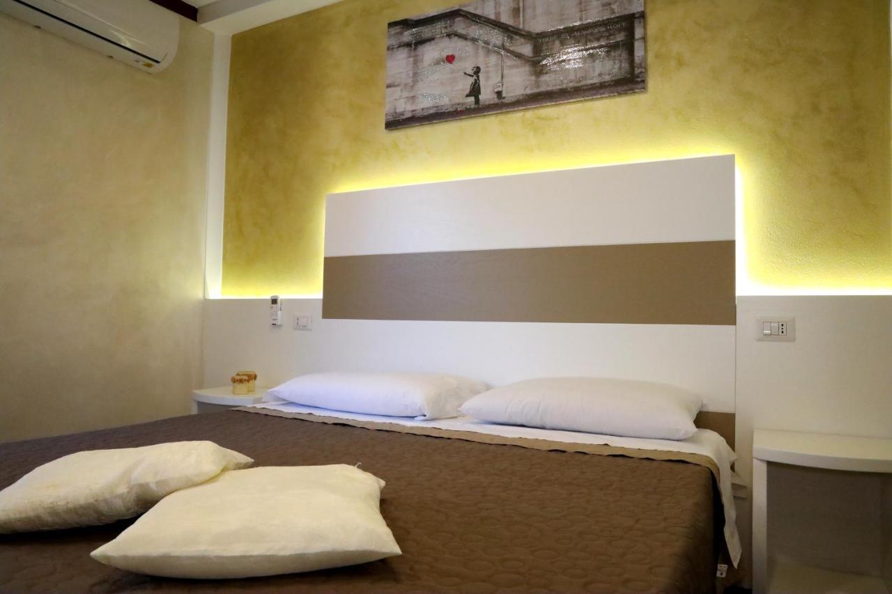 Afrodite Accomodation トロペーア エクステリア 写真