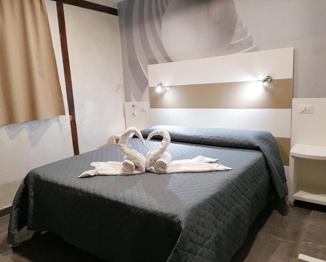 Afrodite Accomodation トロペーア エクステリア 写真