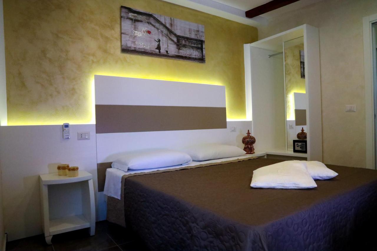 Afrodite Accomodation トロペーア エクステリア 写真