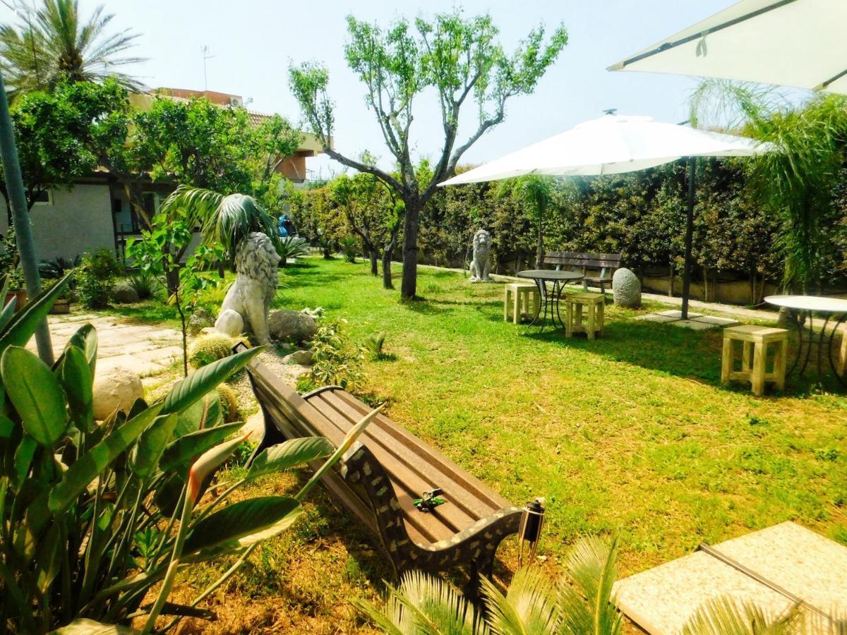 Afrodite Accomodation トロペーア エクステリア 写真