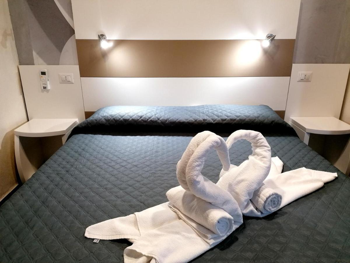 Afrodite Accomodation トロペーア エクステリア 写真