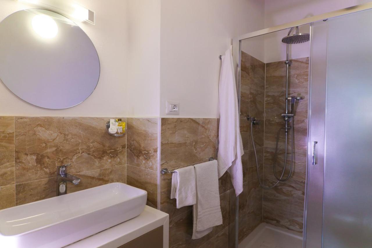 Afrodite Accomodation トロペーア エクステリア 写真