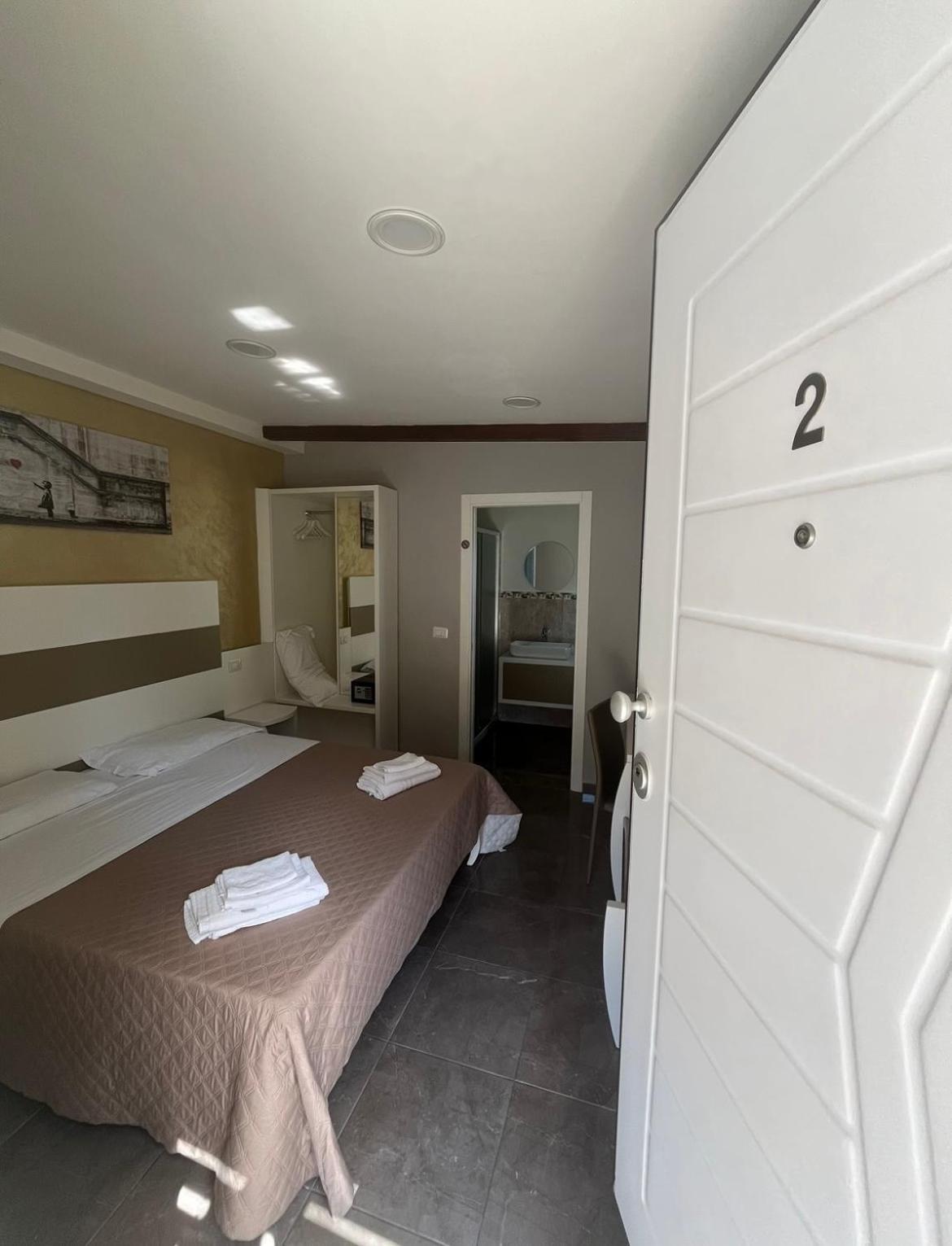 Afrodite Accomodation トロペーア エクステリア 写真